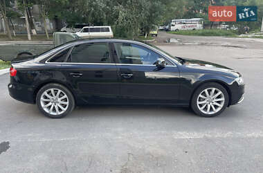 Седан Audi A4 2012 в 