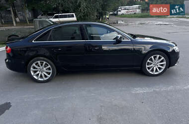 Седан Audi A4 2012 в 
