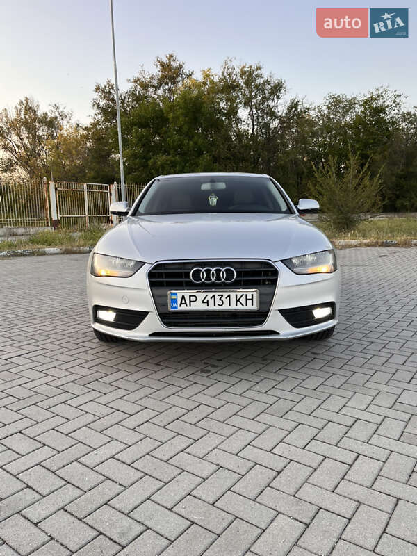 Седан Audi A4 2012 в Запорожье