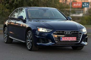 Седан Audi A4 2020 в 