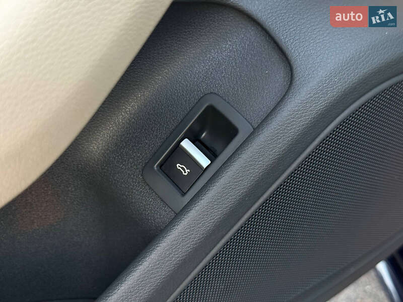 Седан Audi A4 2020 в Кривом Роге