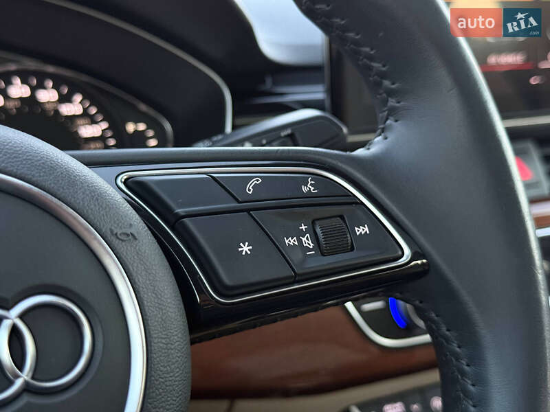 Седан Audi A4 2020 в Кривом Роге