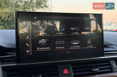 Седан Audi A4 2020 в 
