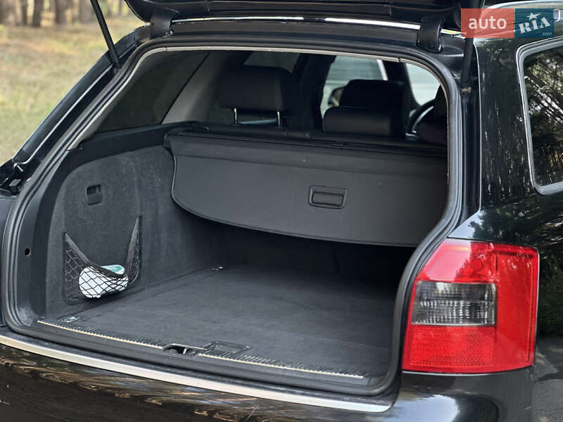 Универсал Audi A4 2003 в Дымере