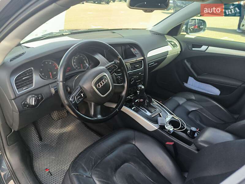 Седан Audi A4 2010 в Києві