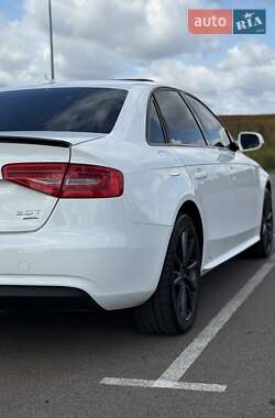 Седан Audi A4 2013 в 