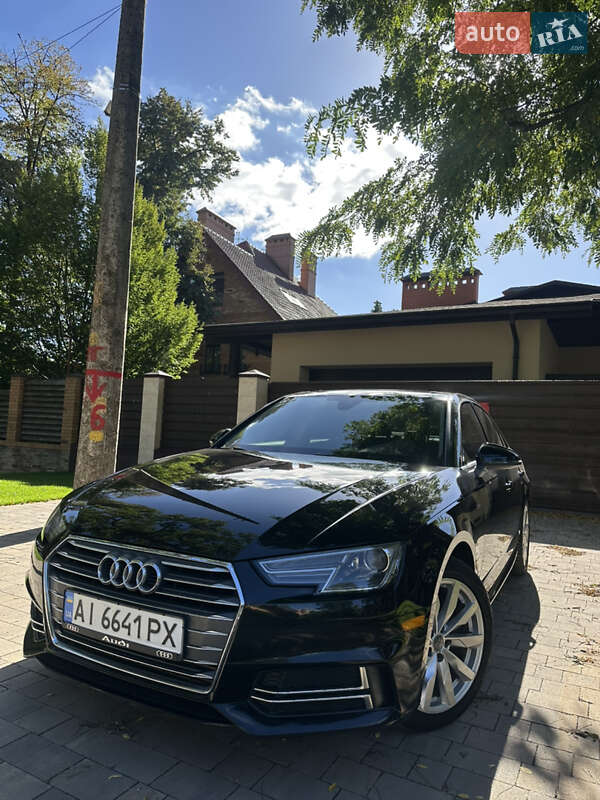 Седан Audi A4 2018 в Киеве