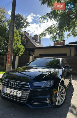 Седан Audi A4 2018 в 