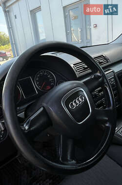 Седан Audi A4 2005 в 