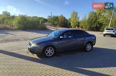 Седан Audi A4 2005 в 
