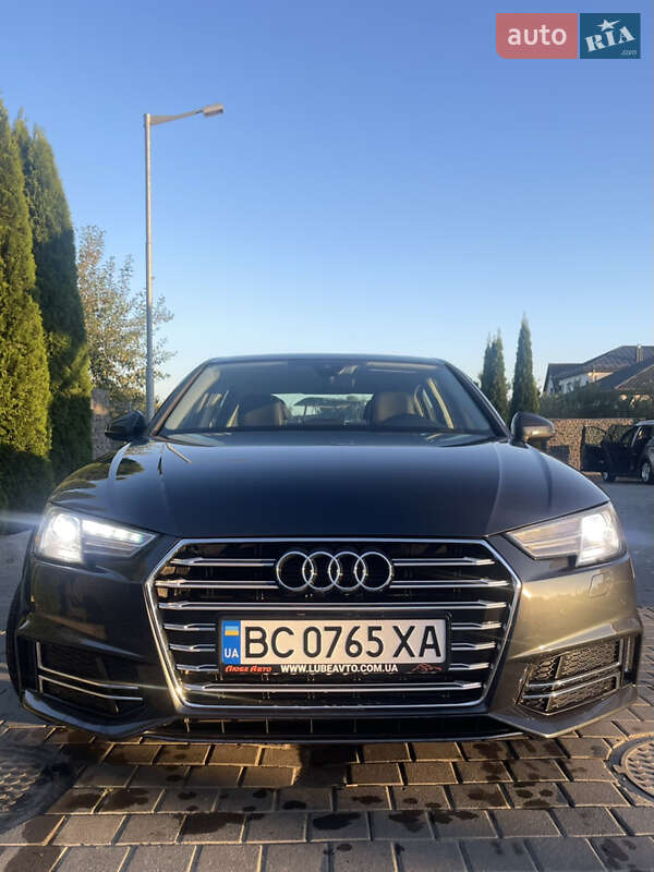 Седан Audi A4 2017 в Львові