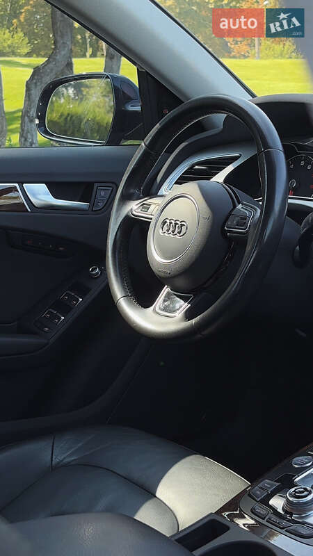 Седан Audi A4 2015 в Дніпрі
