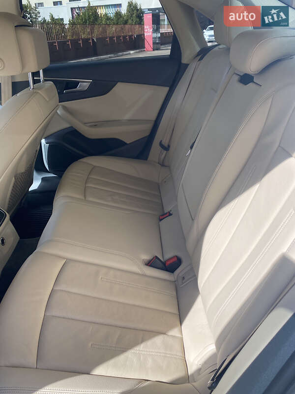 Седан Audi A4 2016 в Києві