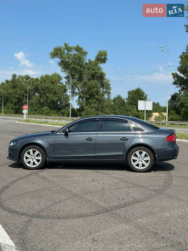 Седан Audi A4 2010 в Ромнах фото 4 Седан Audi A4 2010 в Ромнах