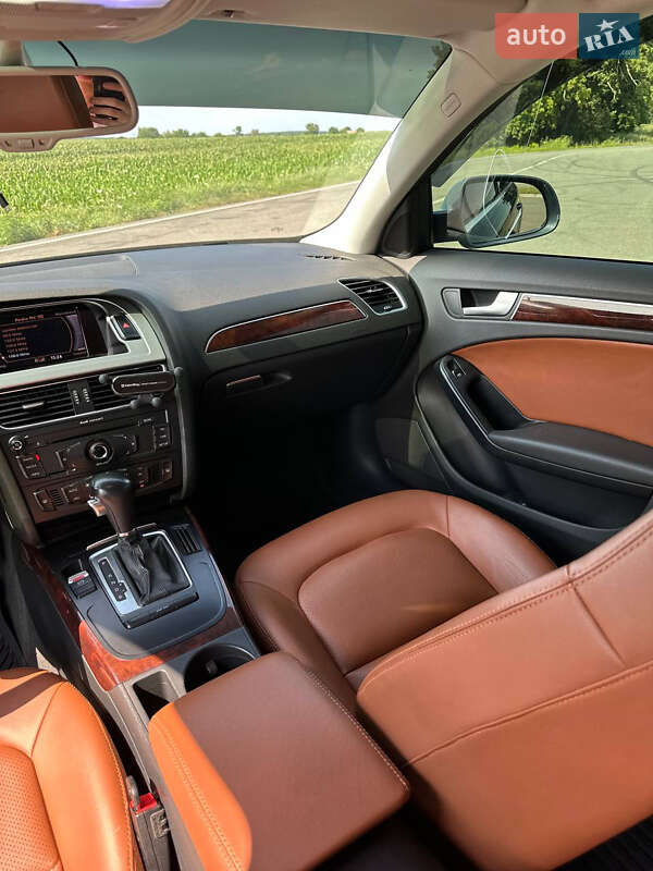 Седан Audi A4 2010 в Ромнах фото 10 Седан Audi A4 2010 в Ромнах