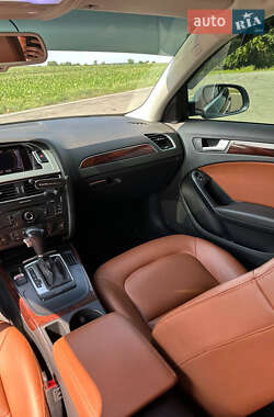 Седан Audi A4 2010 в 