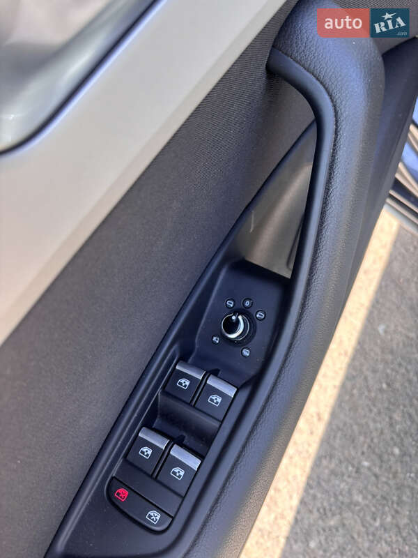 Универсал Audi A4 2020 в Старом Самборе фото 33 Универсал Audi A4 2020 в Старом Самборе