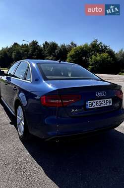 Седан Audi A4 2015 в 