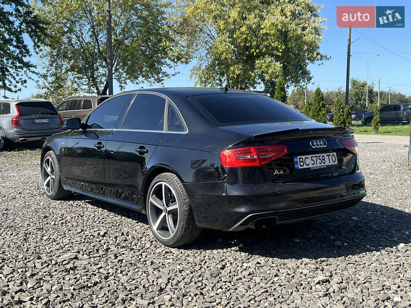 Седан Audi A4 2015 в Львове