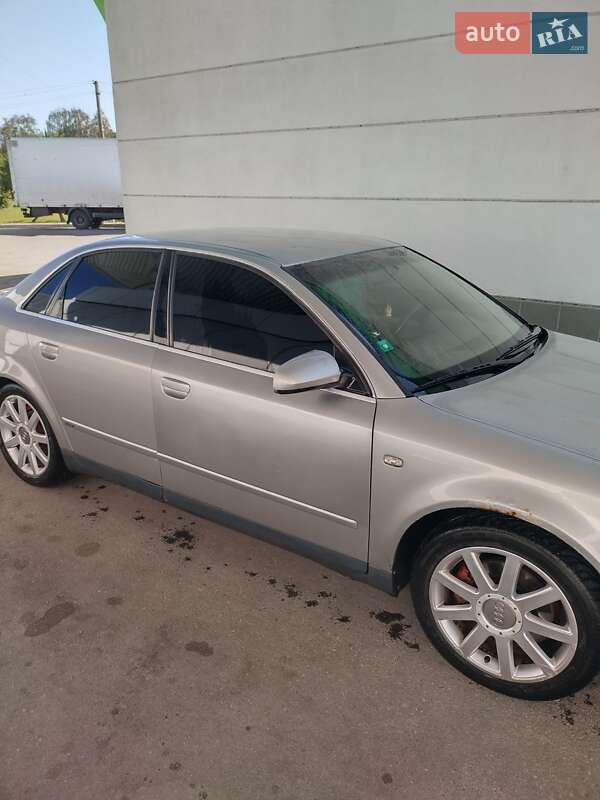 Седан Audi A4 2001 в Кременчуге