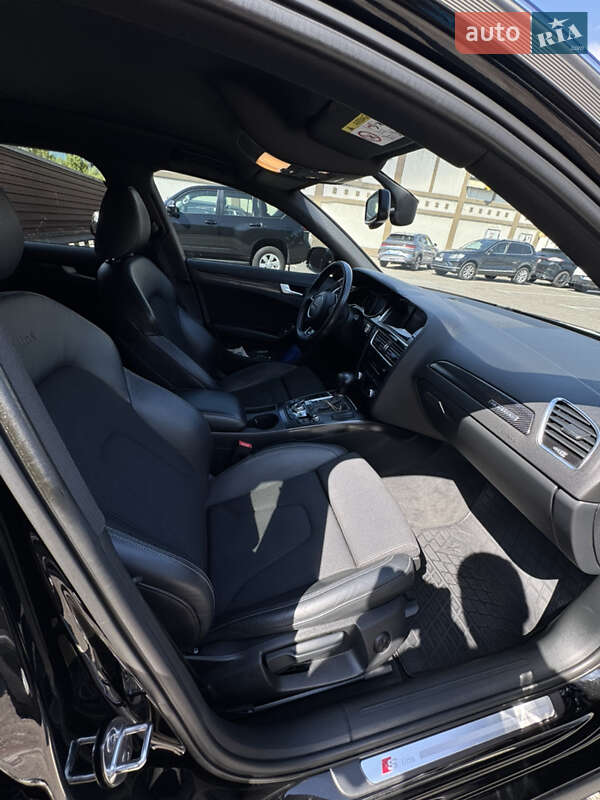Універсал Audi A4 2014 в Києві