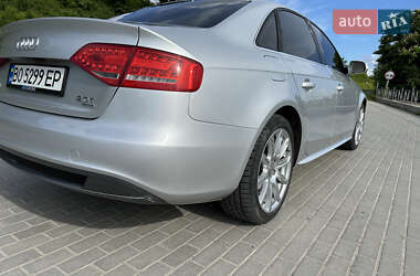 Седан Audi A4 2012 в 