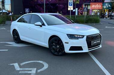 Седан Audi A4 2017 в Киеве