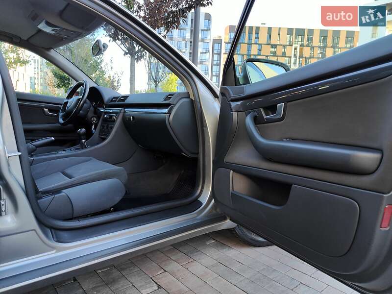 Универсал Audi A4 2004 в Киеве