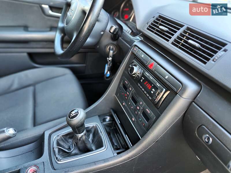 Универсал Audi A4 2004 в Киеве