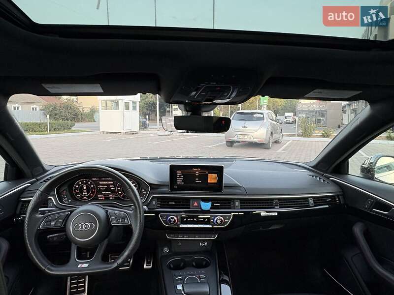 Седан Audi A4 2018 в Одессе