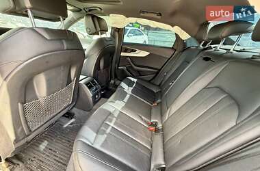 Седан Audi A4 2017 в 