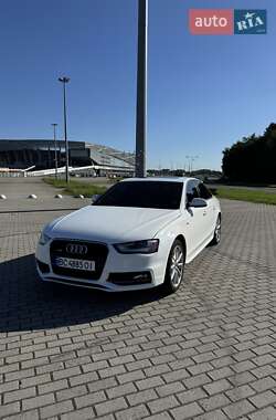 Седан Audi A4 2015 в Львові