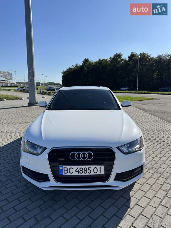 Седан Audi A4 2015 в 