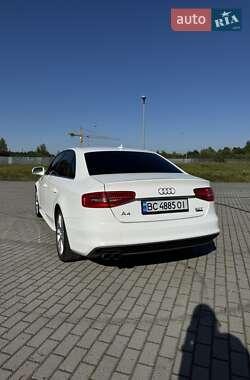 Седан Audi A4 2015 в 