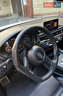 Седан Audi A4 2016 в 