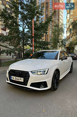 Седан Audi A4 2016 в 