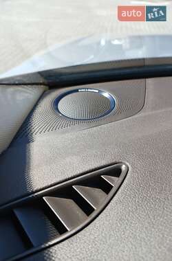 Седан Audi A4 2014 в Львове