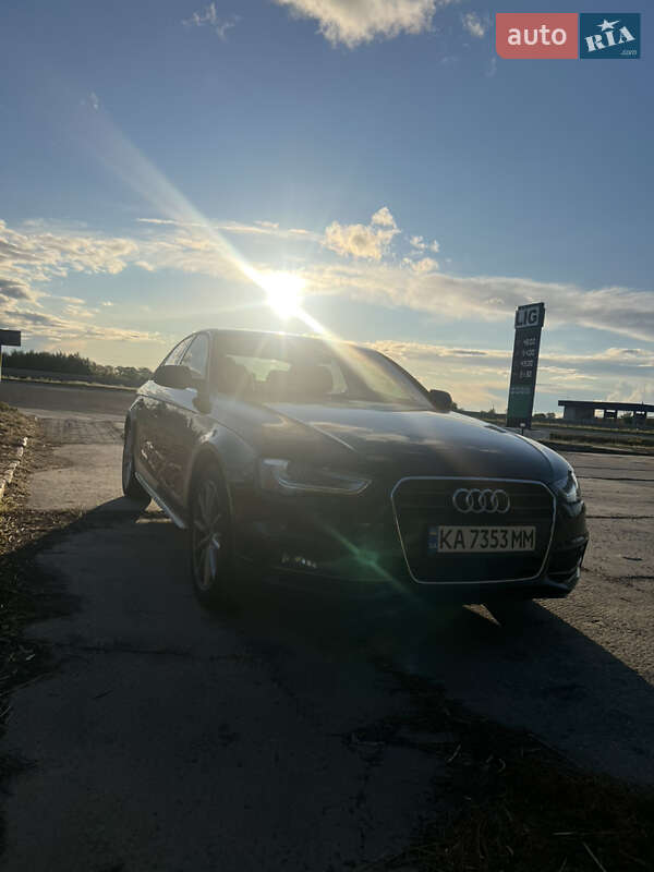 Седан Audi A4 2015 в Киеве фото 2 Седан Audi A4 2015 в Киеве