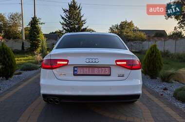 Седан Audi A4 2015 в 