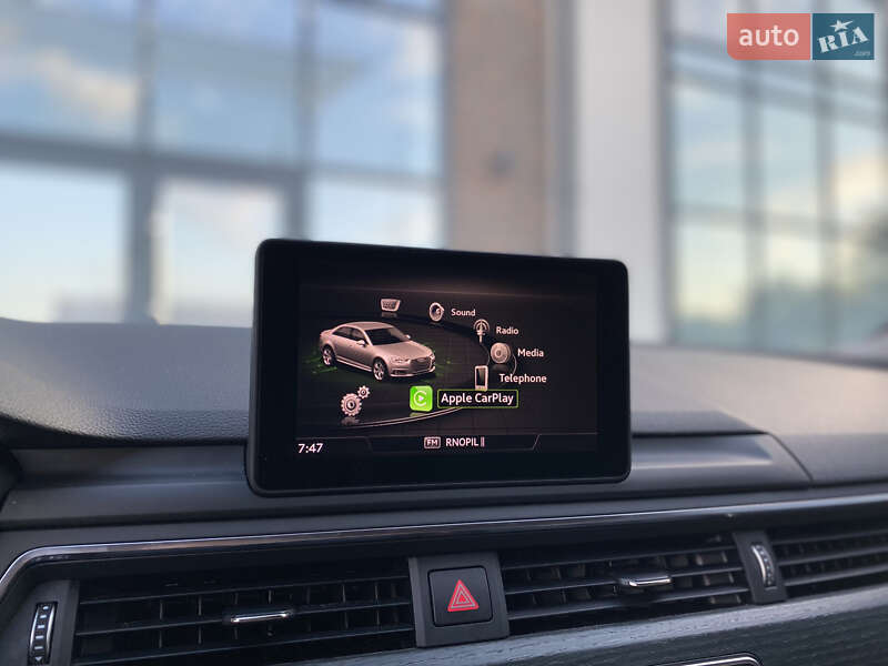 Седан Audi A4 2016 в Тернополе