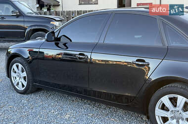 Седан Audi A4 2009 в 