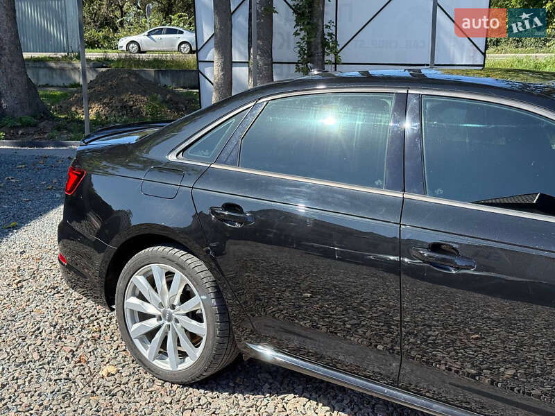 Седан Audi A4 2017 в Стрию