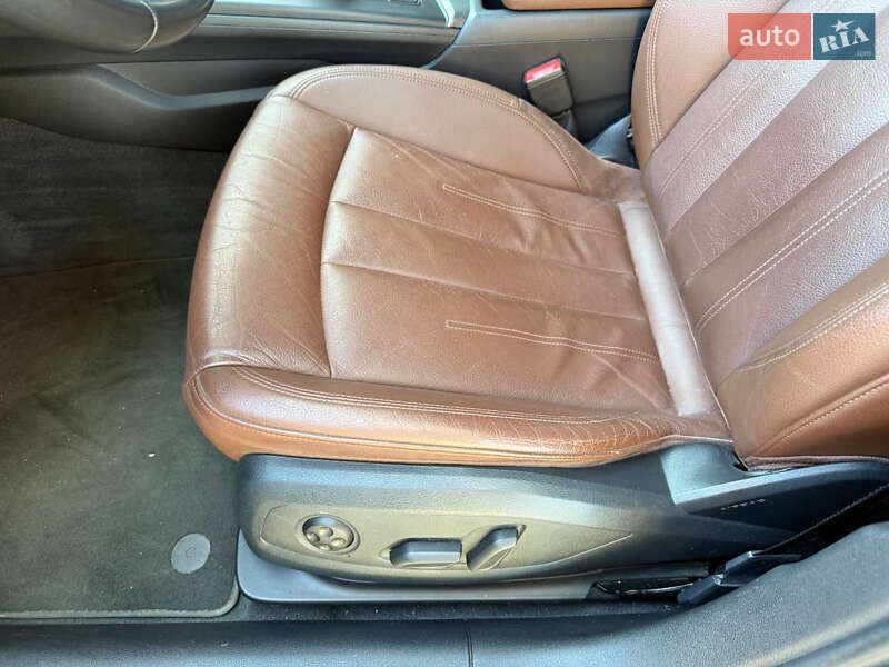 Седан Audi A4 2017 в Стрию