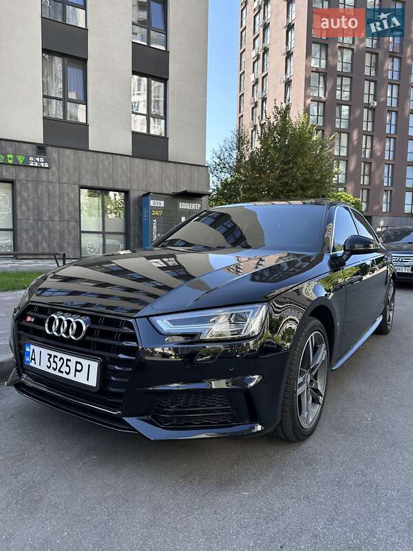 Седан Audi A4 2018 в Киеве фото 2 Седан Audi A4 2018 в Киеве