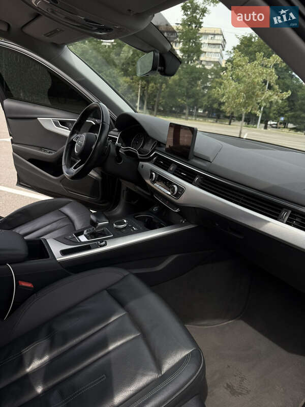 Седан Audi A4 2016 в Києві фото 15 Седан Audi A4 2016 в Києві