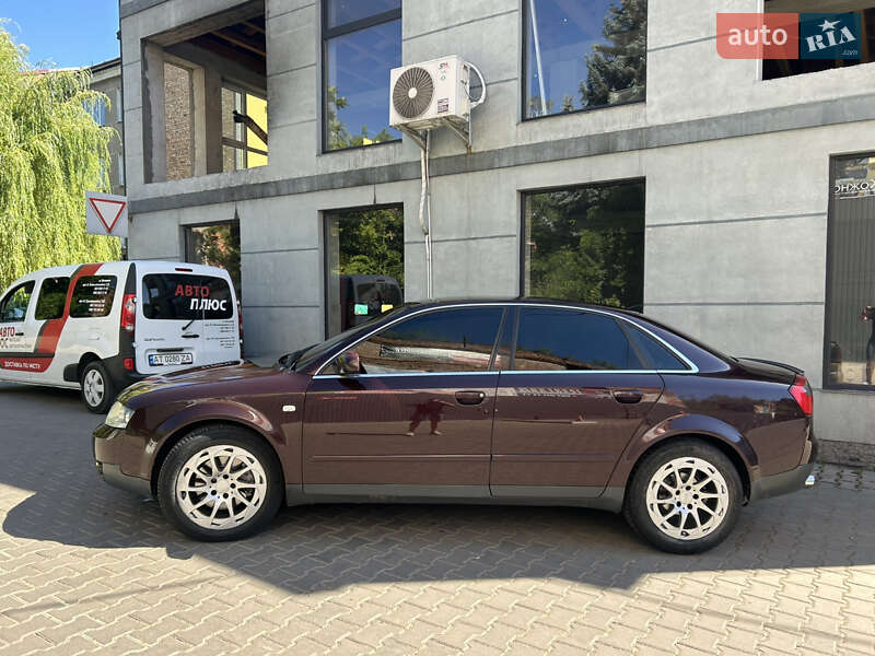 Седан Audi A4 2002 в Коломые