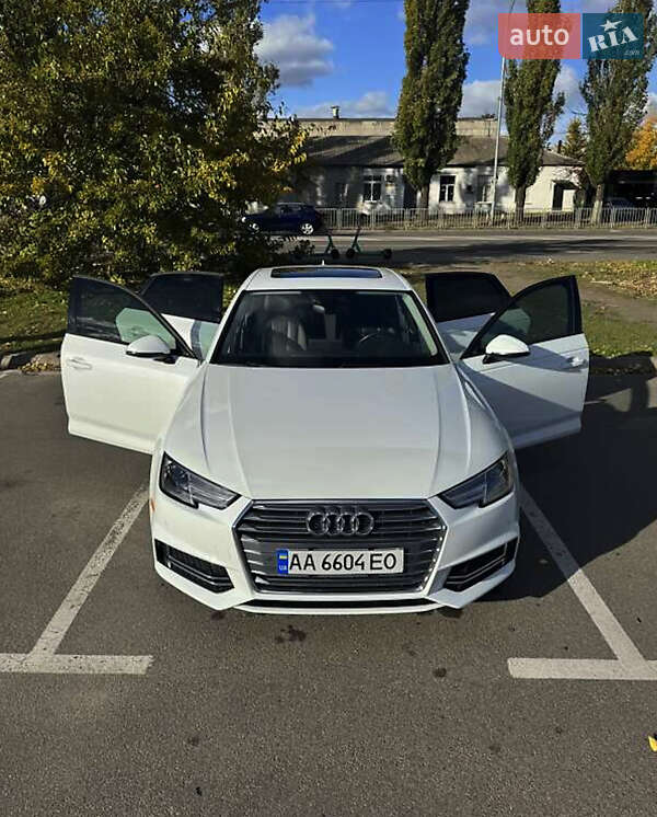 Седан Audi A4 2018 в Киеве