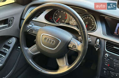Седан Audi A4 2012 в 