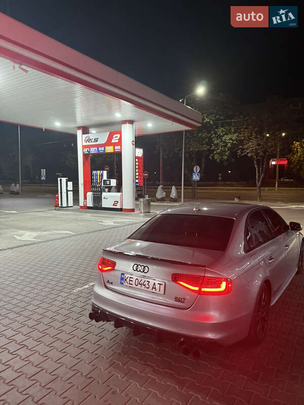 Седан Audi A4 2014 в Кривом Роге