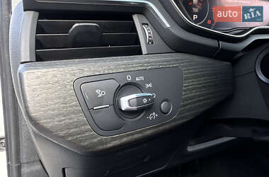 Седан Audi A4 2018 в 